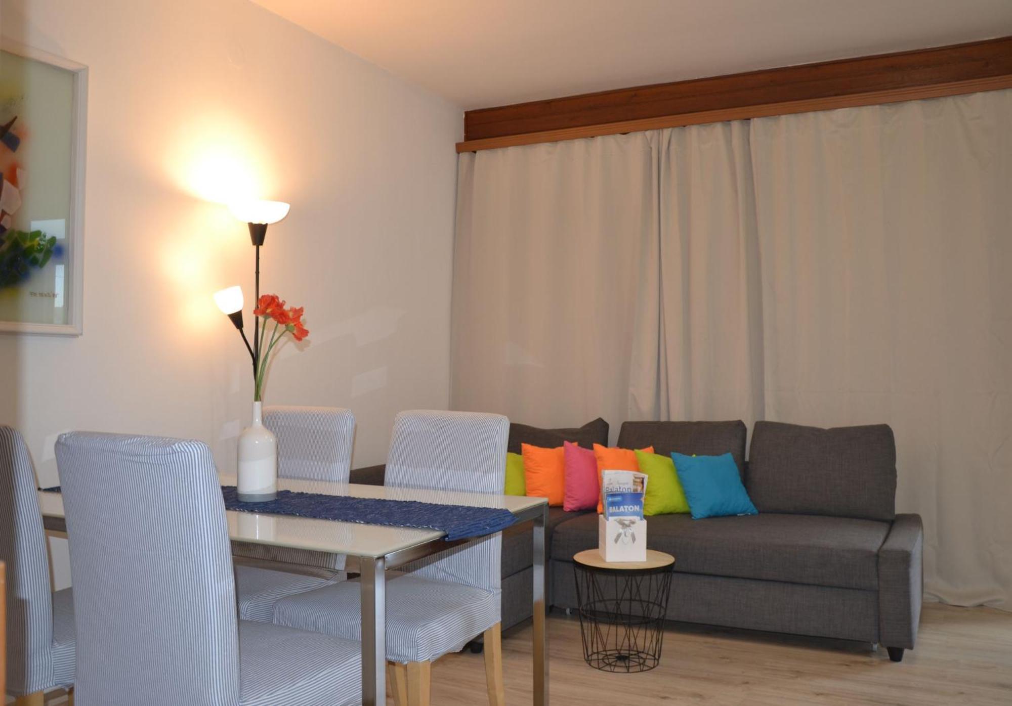 Akvamarin Apartman Keszthely Exteriör bild