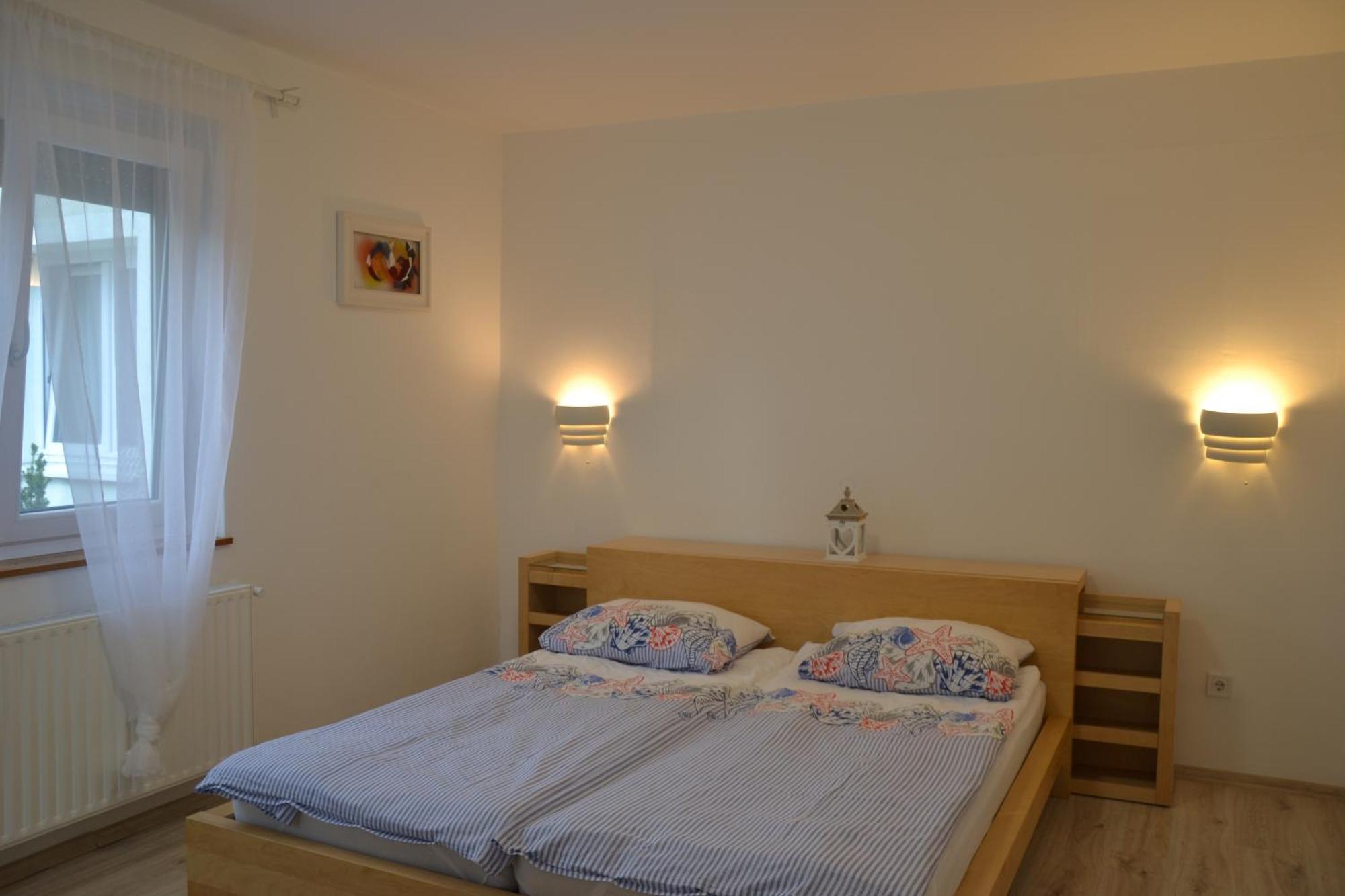 Akvamarin Apartman Keszthely Exteriör bild