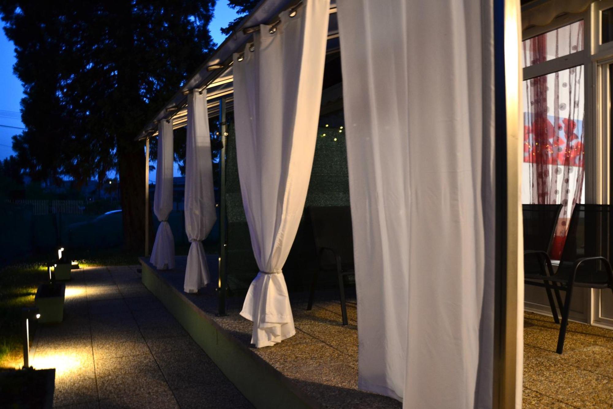 Akvamarin Apartman Keszthely Exteriör bild